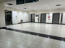 Imm Building (D22), Retail #473167521